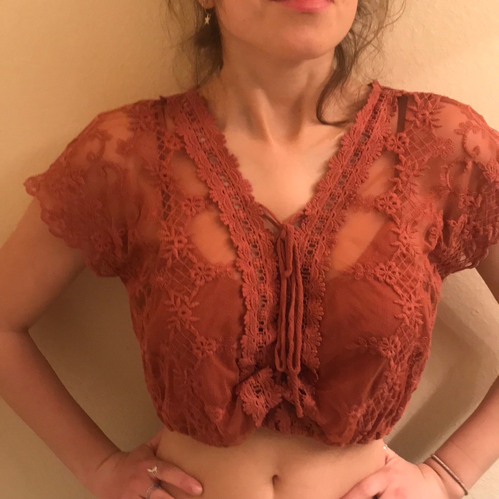 Country lace top cropped